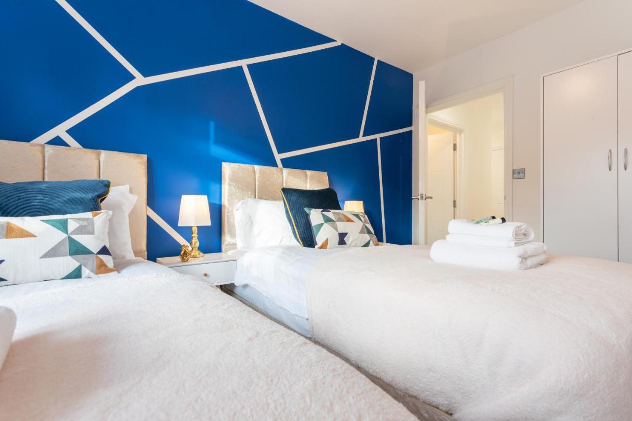 Hatfield Haven - Modern 2-Bed Retreat Near Uni, Business Park & City Center, Free Parking, Big Savings On Longer Stays Εξωτερικό φωτογραφία