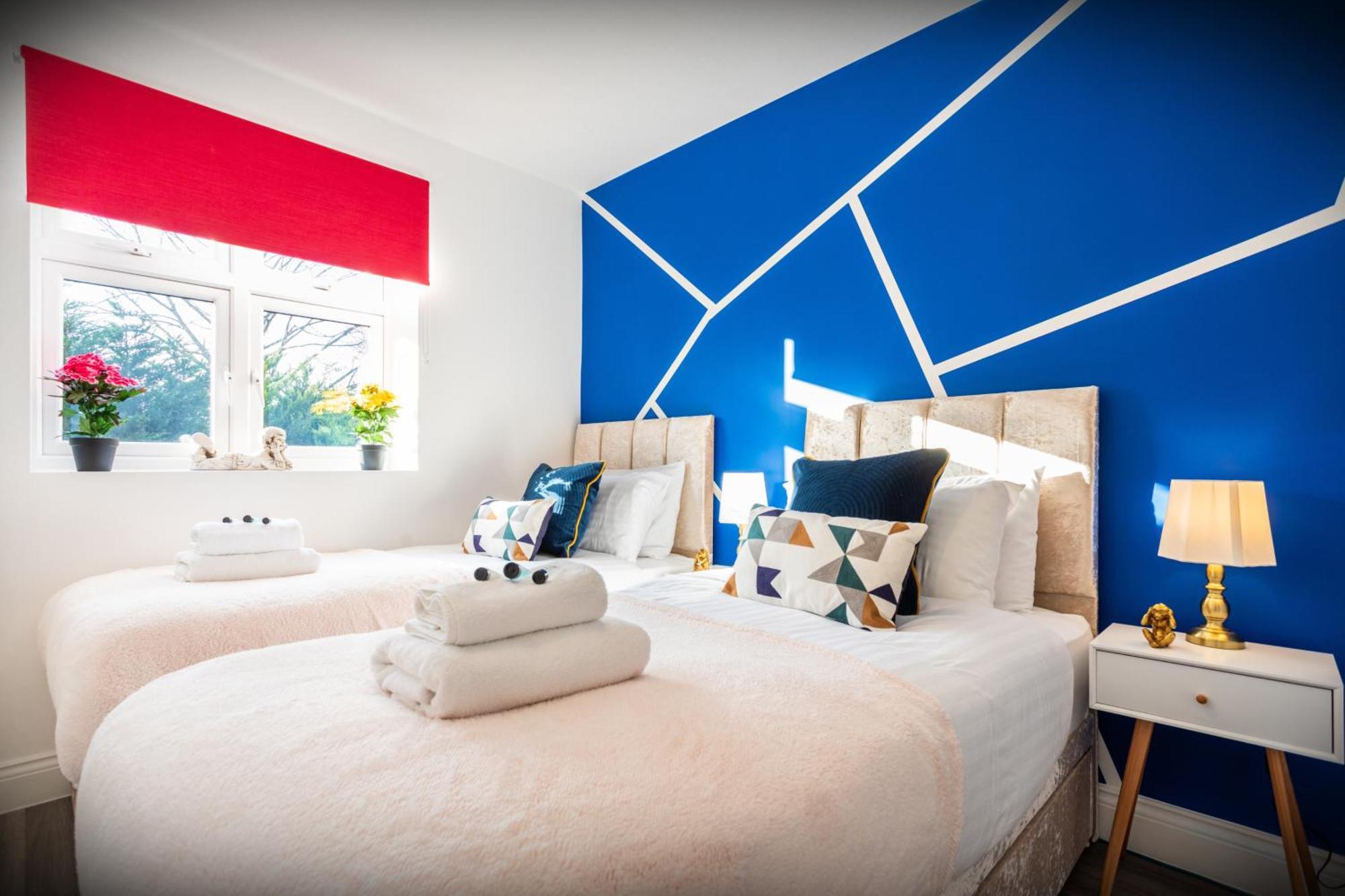 Hatfield Haven - Modern 2-Bed Retreat Near Uni, Business Park & City Center, Free Parking, Big Savings On Longer Stays Εξωτερικό φωτογραφία